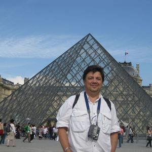 Meet your Posher, Yan